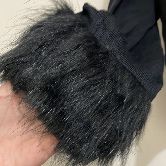 Isabella Rodriguez black bolero cardigan (sz pm) - Picture 7 of 9